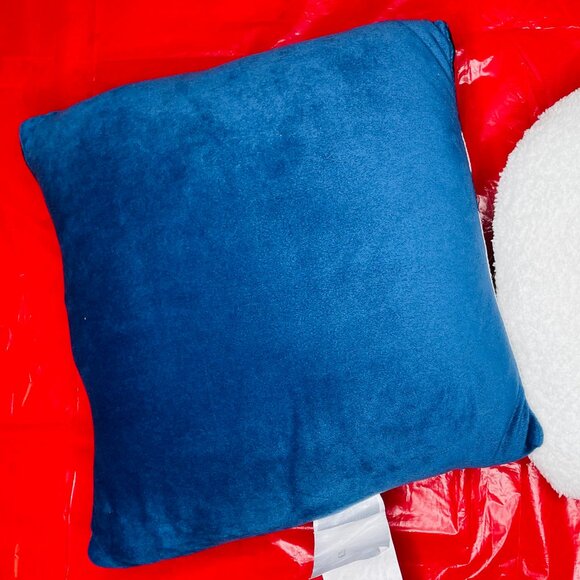 Dallas Cowboys Neck and Throw Pillow NWOT - Picture 3 of 6